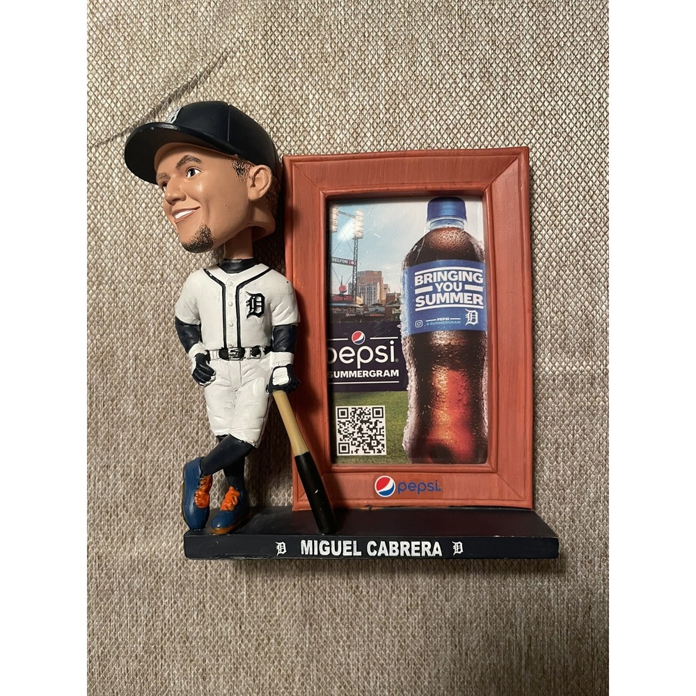 Miguel Cabrera Detroit Tigers Picture Frame‎ Bobblehead SGA 2019